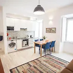 Lisbon Typical And Cosy Apartment